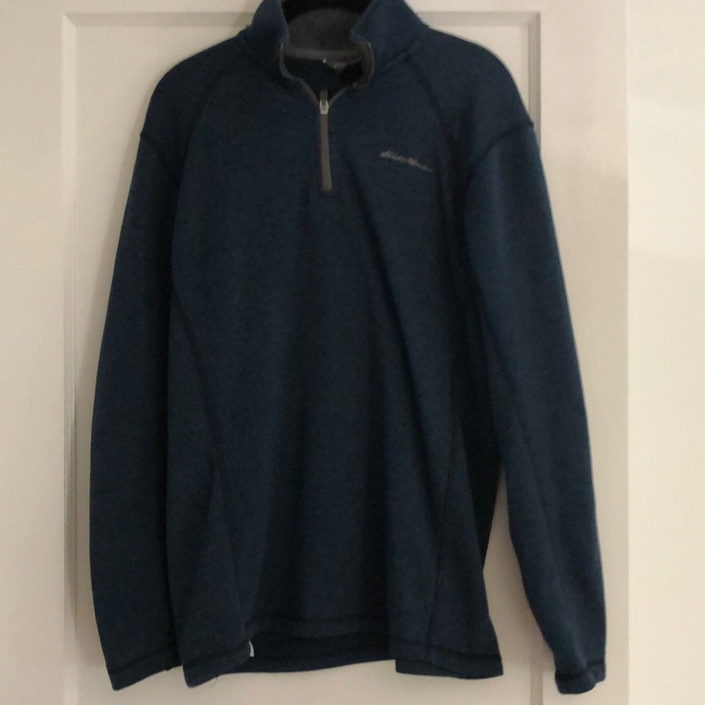 Lightweight men’s pullover Eddie Bauer